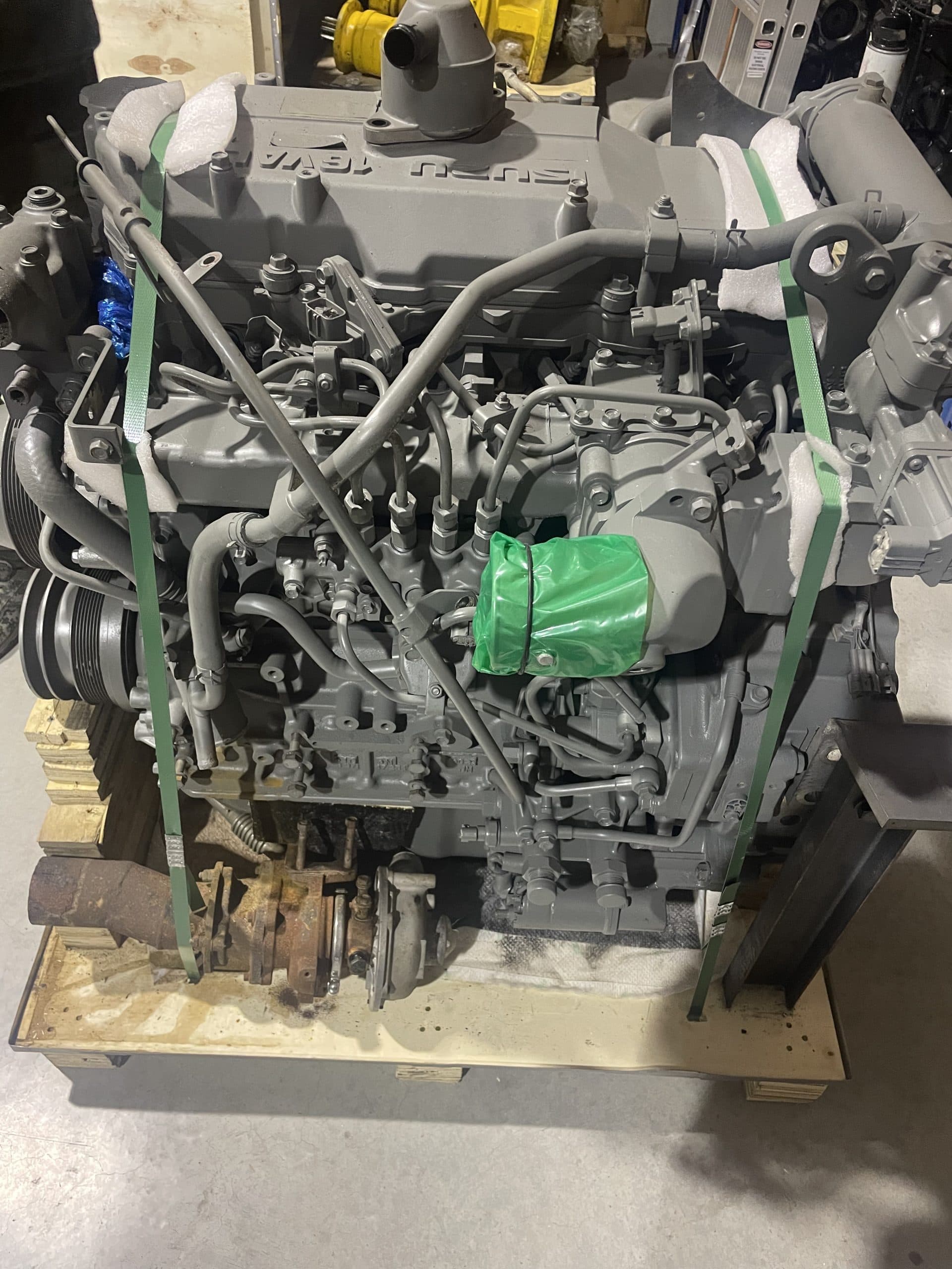 Isuzu 4HK1 engine for sale image 4