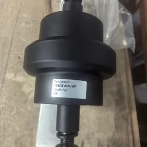 Bottom Roller Bobcat E50 E55 435 337D 341G 341D 337 337G 371D E45 PN: 7013577 7279612