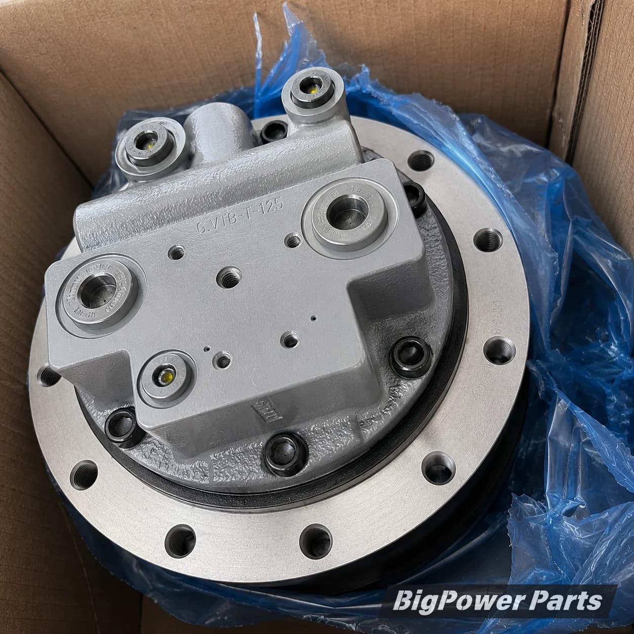 New Holland C238 C345 Final Drive image 3