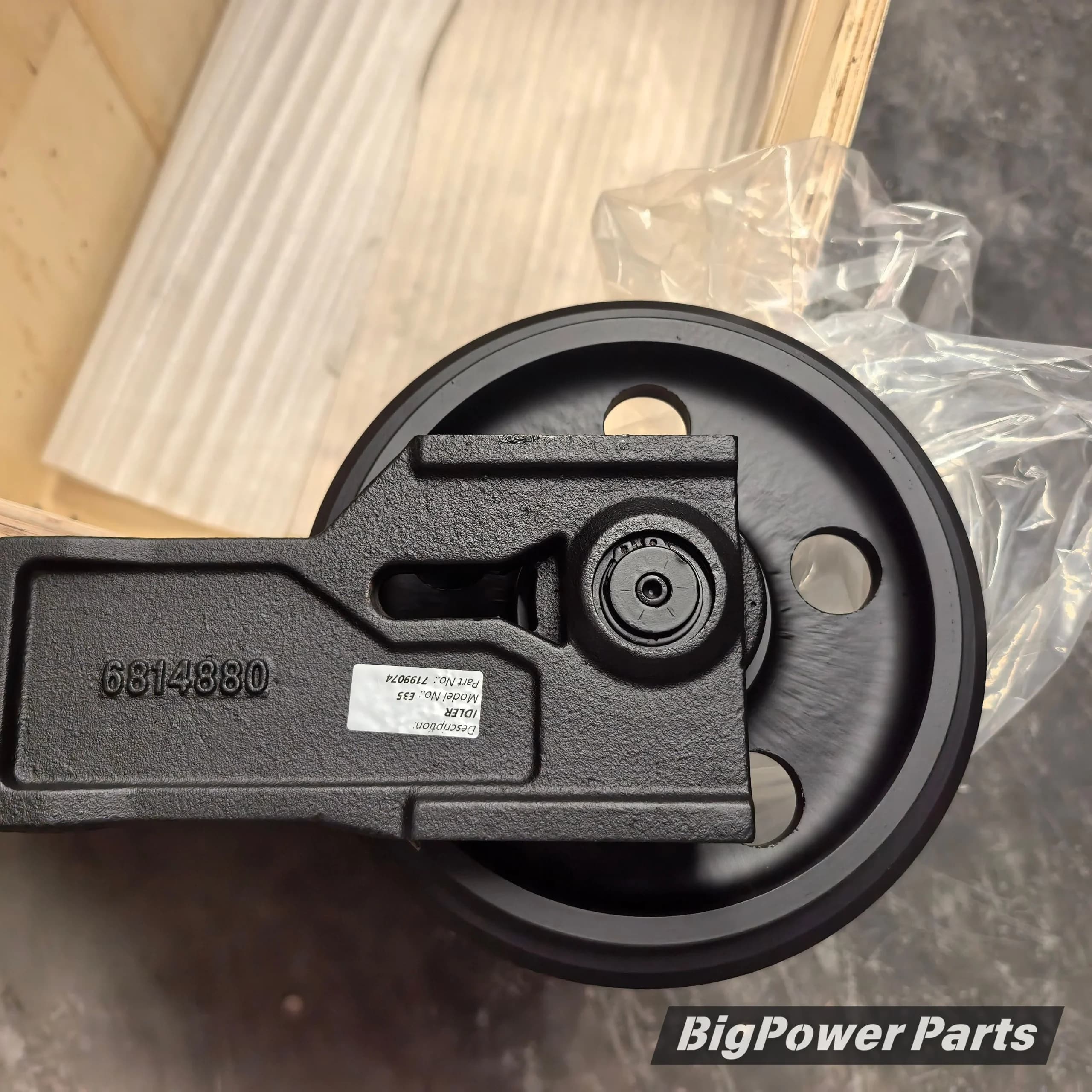 Idler Bobcat E35 E35i 328 334 E50Z 430 E26 E32 PN: 7199074 335 329 E40 E48 428 E32i E34 E35z E37 E38 E42