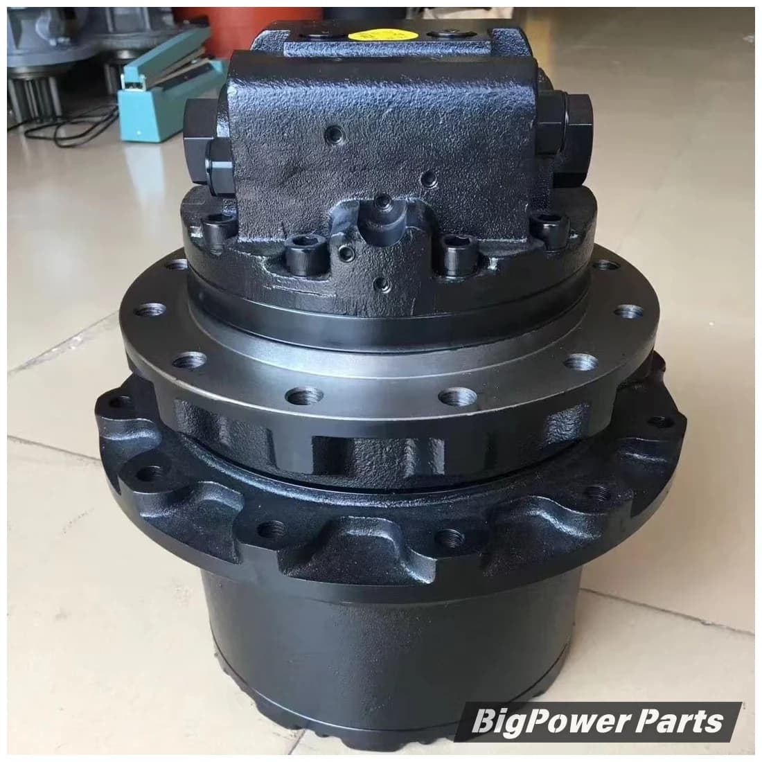 Kubota KX080-3 Final Drive KX080-3S KX080-3MC PN: RD809-61300 RD809-61302