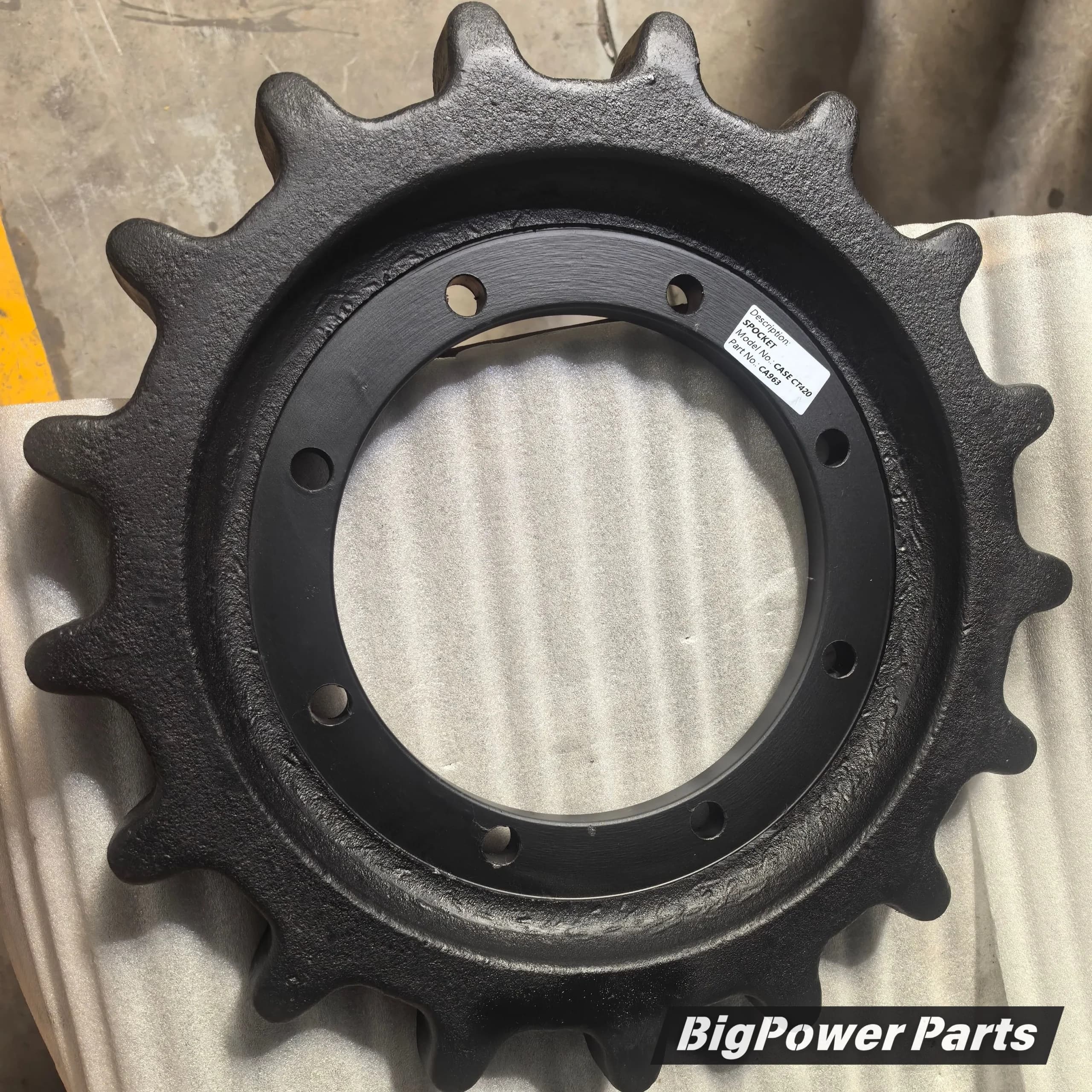 Sprocket Case 420CT 440CT TR320 445CT 450CT TR370 TV380 TV450 TR270 TR310 TR340 NEW HOLLAND C175 C185 C190 C195 LT185 LT190 C227 C232 C234 C237 C238 C245 C332 337