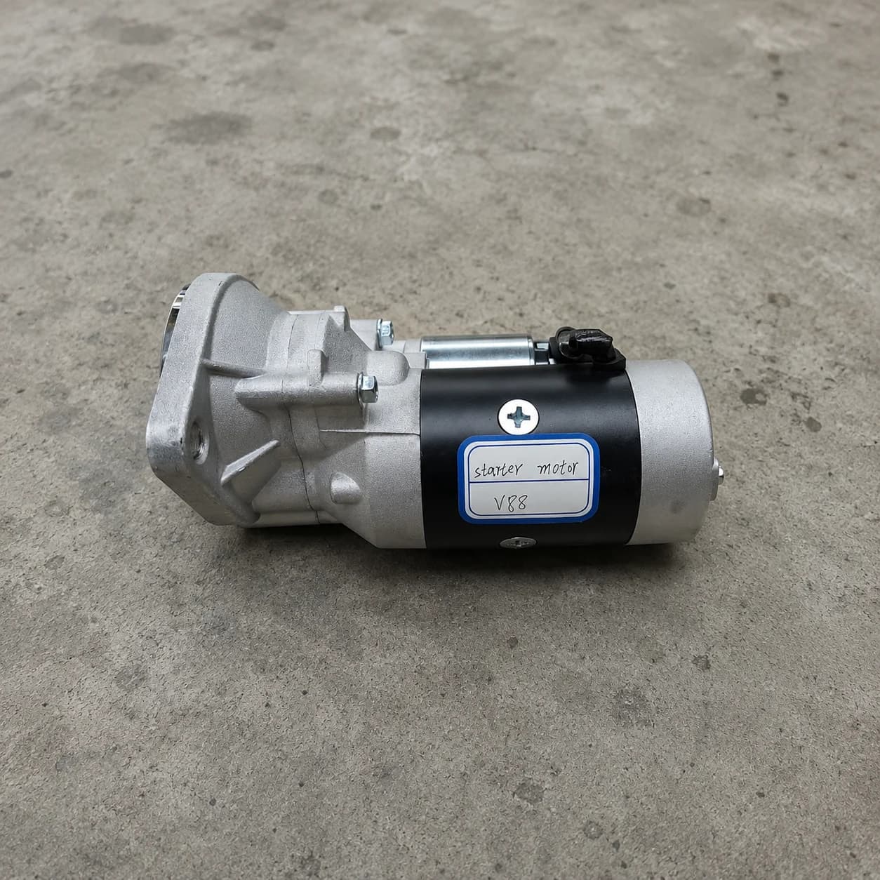 Starter Motor Kobelco SK55SRX SK40SR SK50SR Engine Yanmar 4TNV88 12V 15T